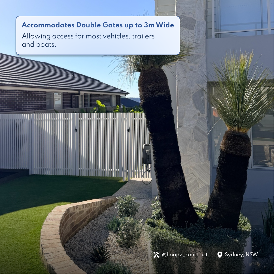 Aluminium Batten Fence Panel 2.2m Wide - Natural White